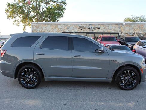 Used 2022 Dodge Durango R/T w/ Blacktop Package AWD/4WD image 8