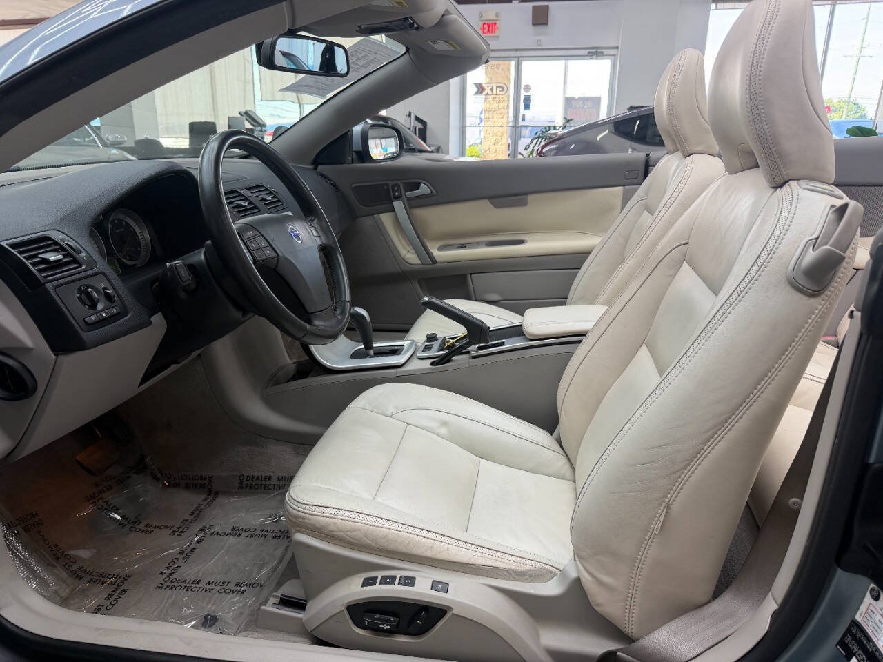 Used 2011 Volvo C70 T5 FWD image 11