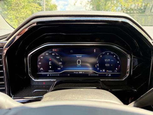 Used 2024 Chevrolet Silverado 2500 LT w/ Z71 Sport Edition AWD/4WD image 10