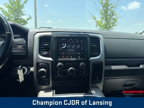 Used 2019 RAM 1500 Warlock AWD/4WD image 3