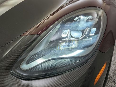 Used 2021 Porsche Panamera 4 AWD/4WD image 36