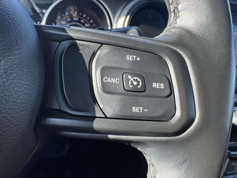 Used 2020 Jeep Wrangler Unlimited Sport S image 18