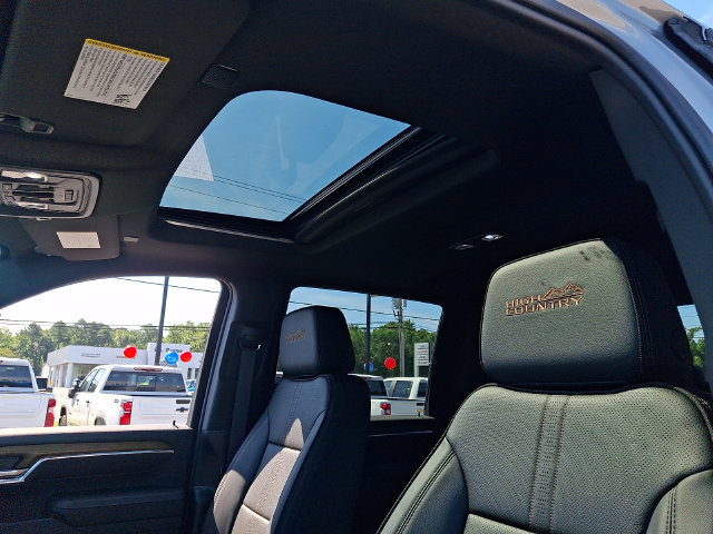New 2026 Chevrolet Silverado 2500 High Country w/ High Country Premium Package AWD/4WD image 11