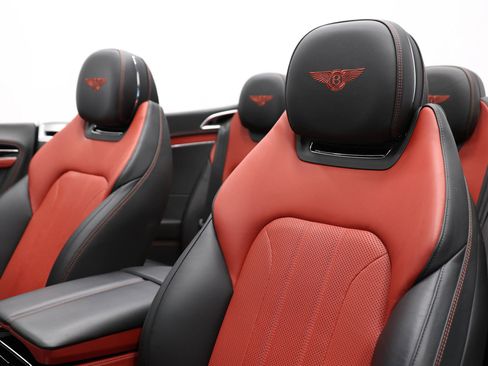 Used 2020 Bentley Continental GT V8 image 21