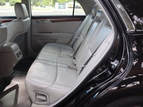 Used 2012 Toyota Avalon FWD image 20
