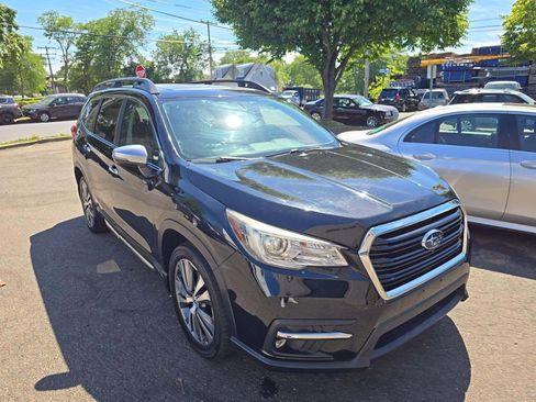 Used 2019 Subaru Ascent Touring AWD/4WD image 4