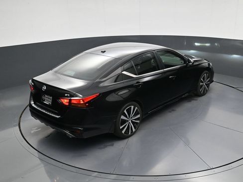 Used 2022 Nissan Altima 2.5 SR FWD image 30