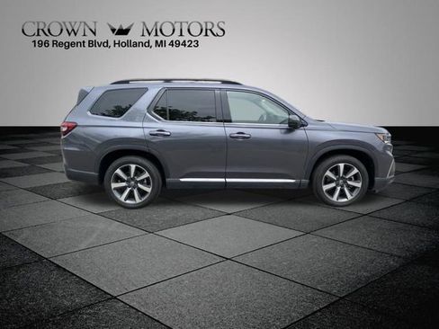 Used 2024 Honda Pilot Elite image 14