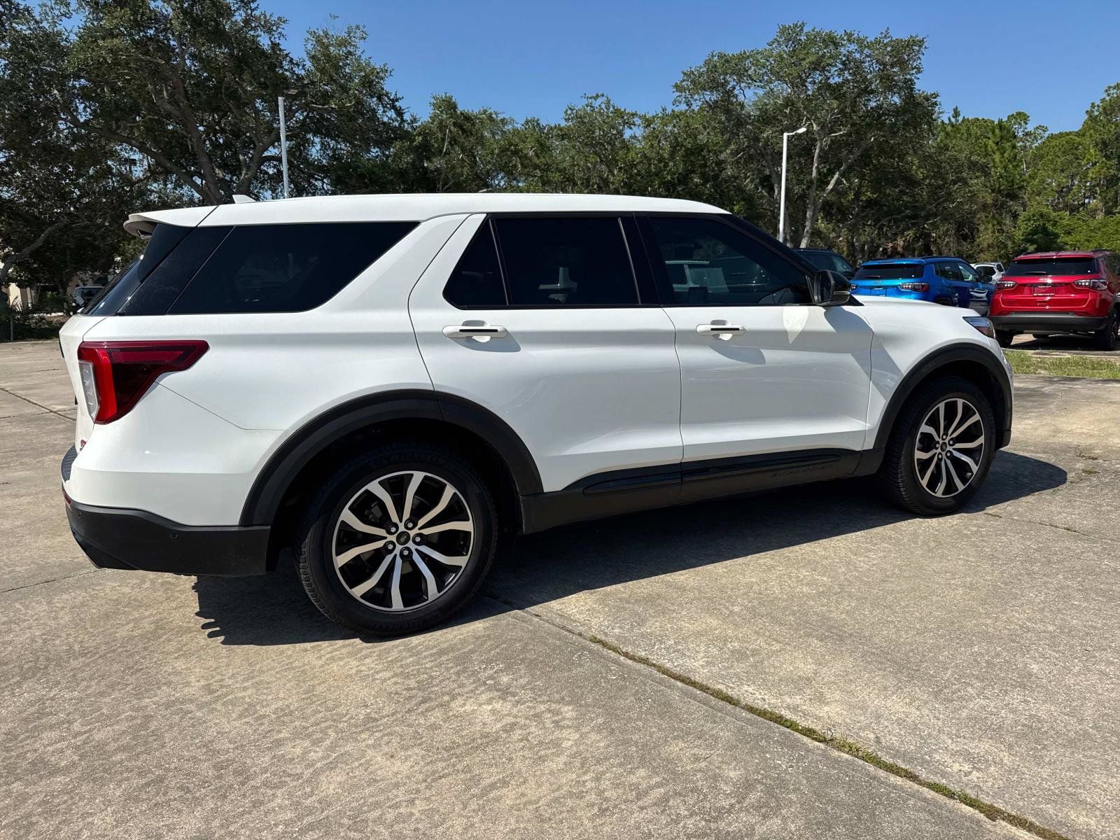 Used 2021 Ford Explorer ST w/ Equipment Group 401A AWD/4WD image 3
