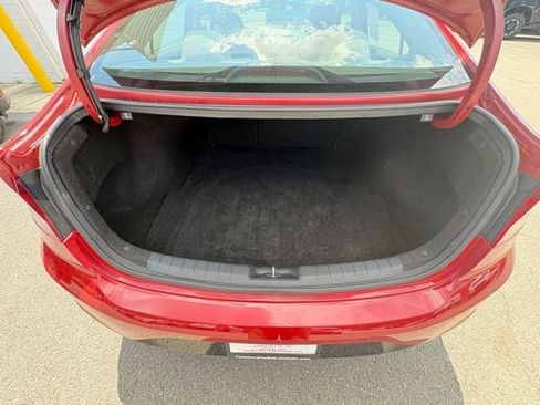 Used 2019 Hyundai Elantra SEL FWD image 24
