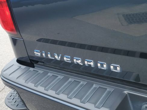 Used 2018 Chevrolet Silverado 1500 LT w/ All Star Edition AWD/4WD image 7