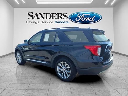 Used 2020 Ford Explorer XLT w/ Equipment Group 202A AWD/4WD image 4