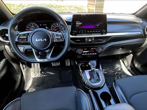 Certified 2023 Kia Forte GT-Line image 11