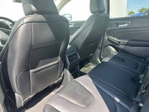 Certified 2022 Ford Edge Titanium w/ Equipment Group 301A AWD/4WD image 19