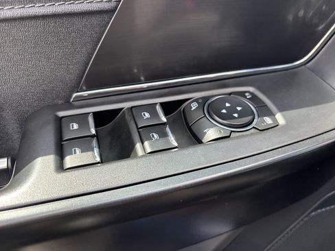 Used 2022 Ford F150 Raptor w/ Convenience Package image 12