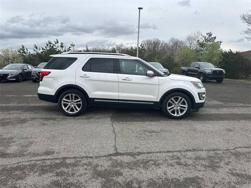 Used 2016 Ford Explorer Limited w/ Equipment Group 301A image 3