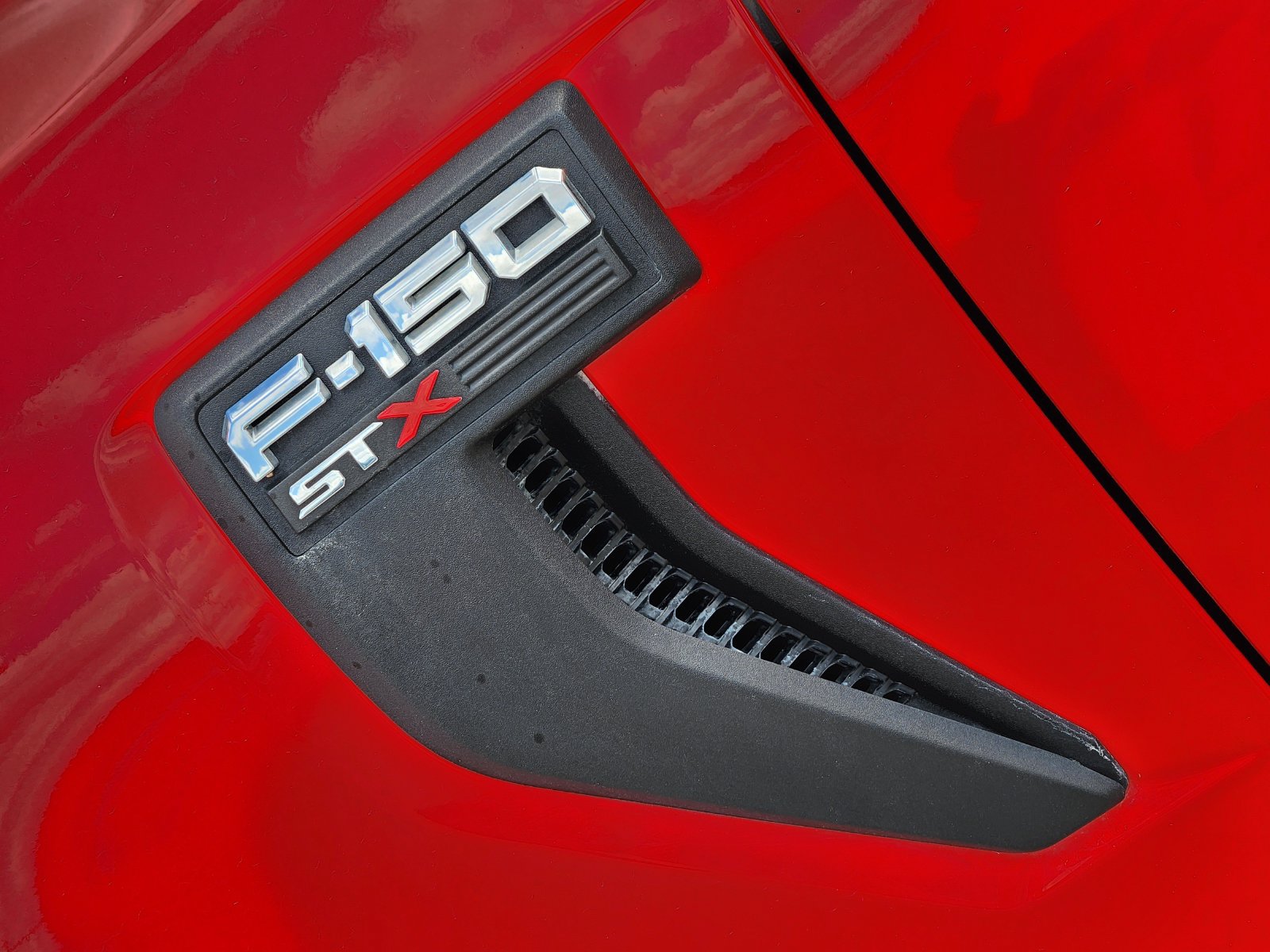 Used 2021 Ford F150 XL w/ STX Appearance Package RWD image 9