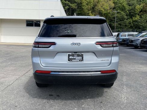 Used 2023 Jeep Grand Cherokee L Limited image 4