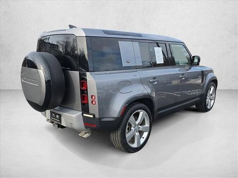 Certified 2024 Land Rover Defender 110 SE AWD/4WD image 5