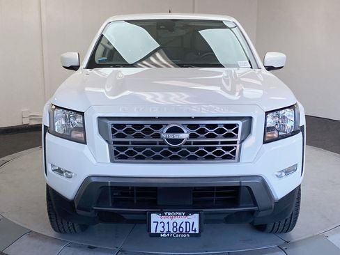 Used 2022 Nissan Frontier SV image 8