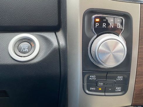 Used 2014 RAM 1500 Laramie w/ Convenience Group image 33