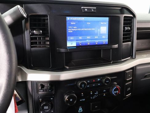 Used 2025 Ford F250 XL w/ STX Appearance Package image 5