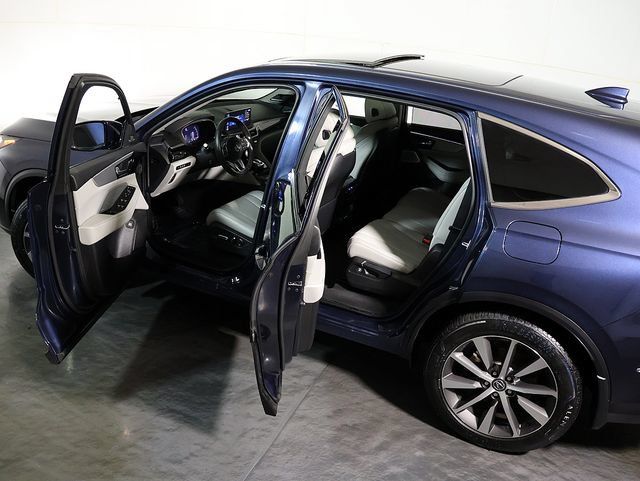 Used 2025 Acura MDX w/ Technology Package AWD/4WD image 5