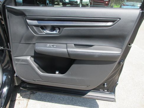 Used 2025 Honda CR-V EX image 30