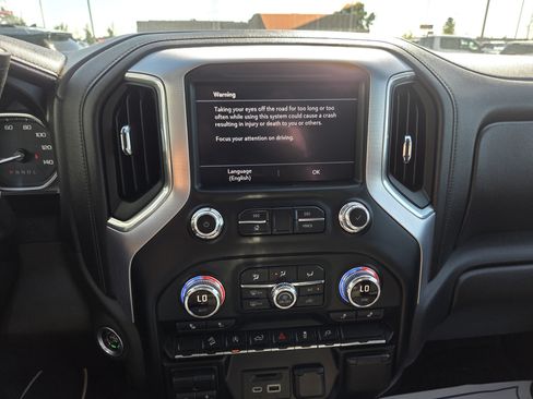 Used 2020 GMC Sierra 1500 SLE w/ SLE Value Package AWD/4WD image 15