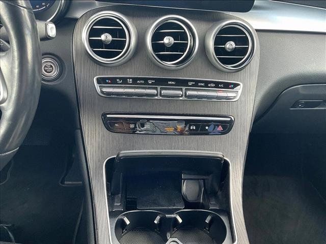 Used 2022 Mercedes-Benz GLC 300 4MATIC image 23