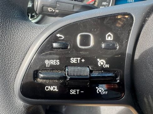 Used 2023 Mercedes-Benz Sprinter 2500 w/ Acoustic Package image 5