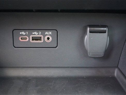 New 2025 Nissan Altima 2.5 SV image 11