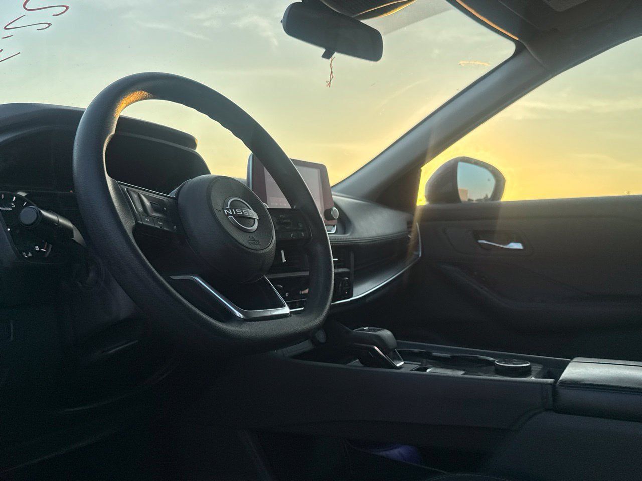 Used 2023 Nissan Rogue SV AWD/4WD image 39