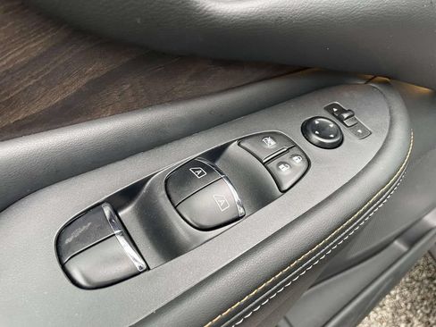 Used 2024 Nissan Murano Platinum w/ Cargo Package FWD image 18