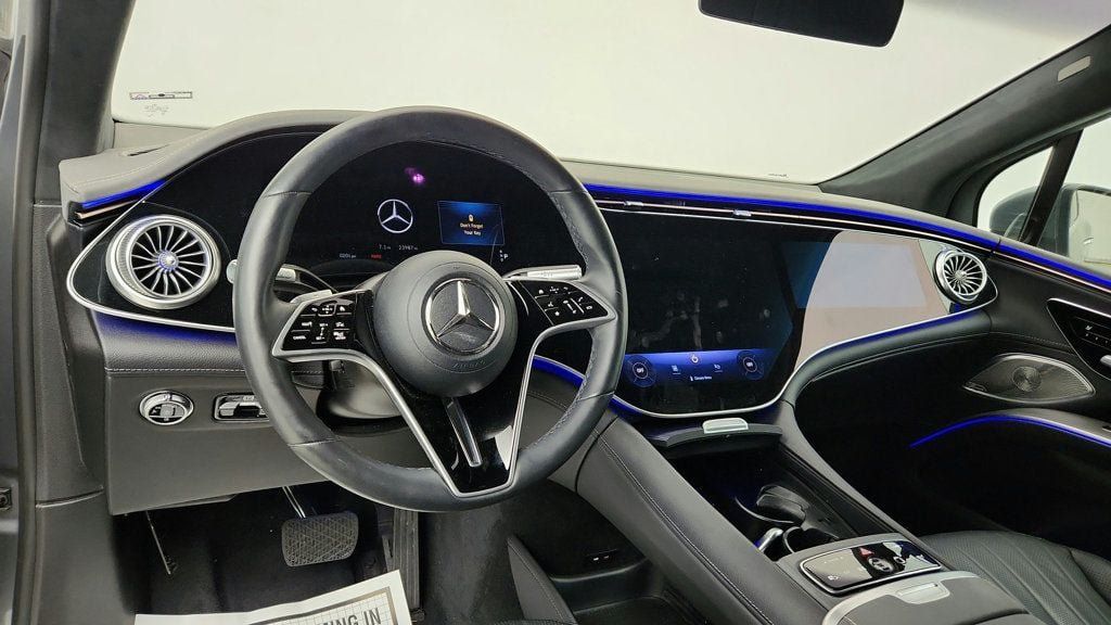 Used 2023 Mercedes-Benz EQS 580 4MATIC SUV image 12