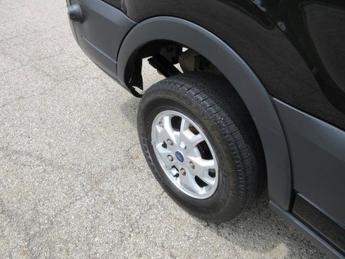 Used 2015 Ford Transit 250 148 Medium Roof RWD image 17