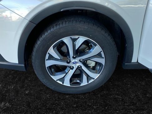 Certified 2022 Subaru Outback Limited image 27