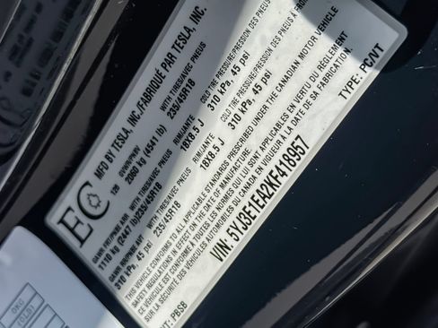 Used 2019 Tesla Model 3 Standard Range RWD image 38