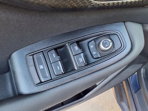 Certified 2025 Subaru Outback Premium image 8