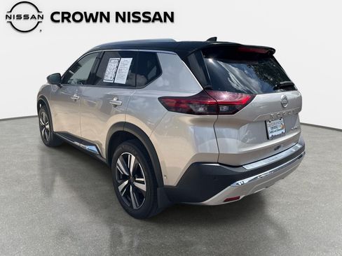 Used 2023 Nissan Rogue Platinum w/ Platinum Premium Package FWD image 5