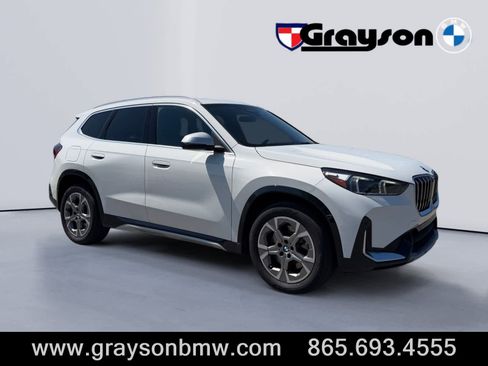 Used 2023 BMW X1 xDrive28i w/ Convenience Package AWD/4WD image 1