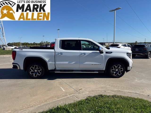 Used 2023 GMC Sierra 1500 SLT w/ SLT Premium Package AWD/4WD image 6