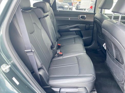 Certified 2023 Kia Sorento S w/ Panoramic Sunroof Package image 28