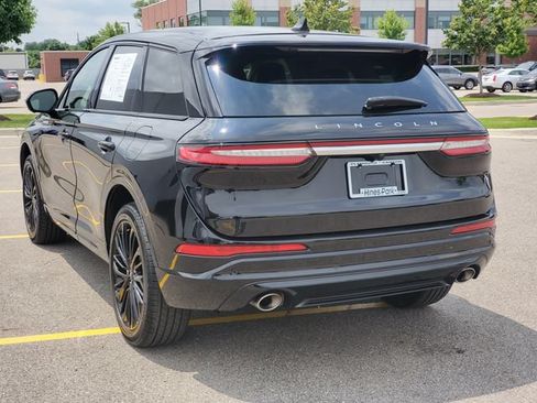 Certified 2024 Lincoln Corsair AWD w/ Equipment Group 101A image 3