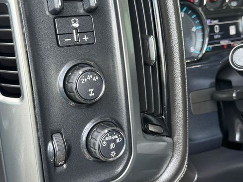 Used 2019 Chevrolet Silverado 2500 LTZ w/ Duramax Plus Package AWD/4WD image 15