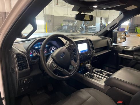 Used 2020 Ford F150 XLT w/ Equipment Group 302A Luxury AWD/4WD image 11