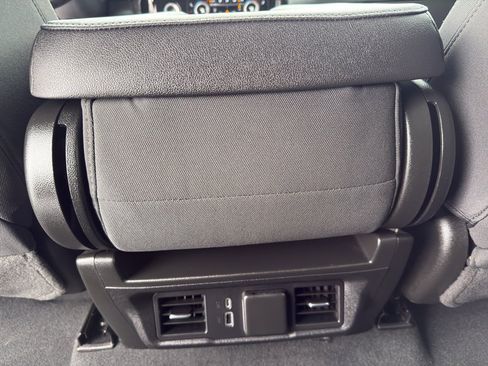 Used 2022 Chevrolet Silverado 1500 LT image 31