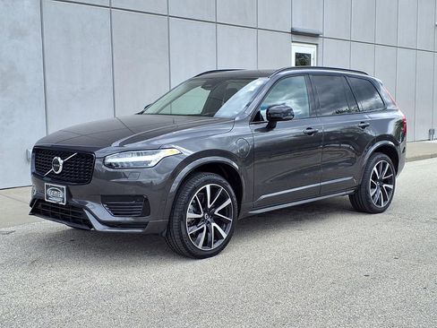 Certified 2026 Volvo XC90 B6 Ultra w/ Protection Package AWD/4WD image 1