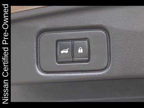Certified 2023 Nissan Pathfinder Platinum AWD/4WD image 13