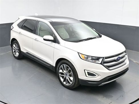 Used 2015 Ford Edge Titanium w/ Equipment Group 301A image 13